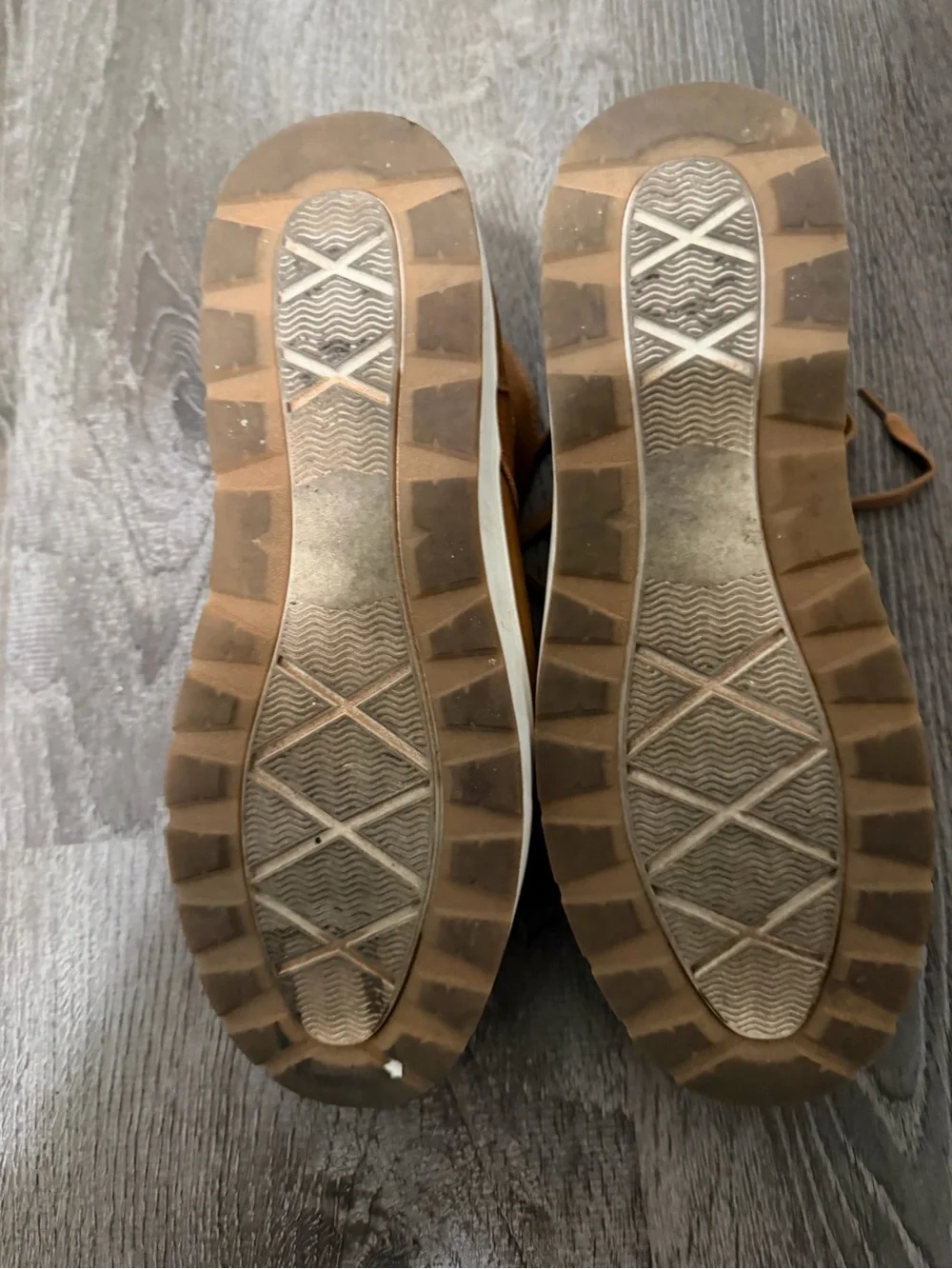 Men's Casual High-Top Sneakers in Cognac Brown